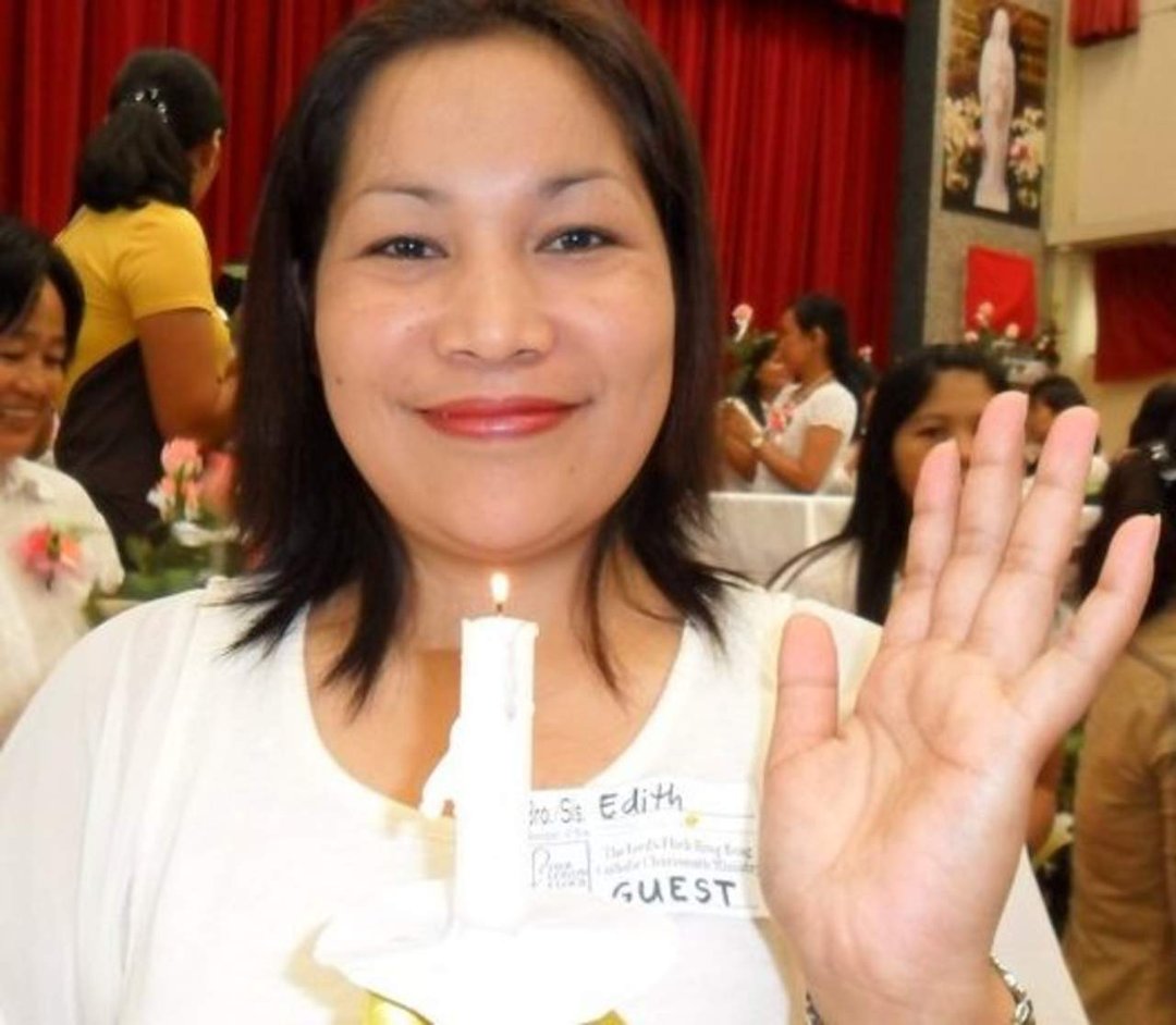 Edith Accangan's album, Profile Pictures