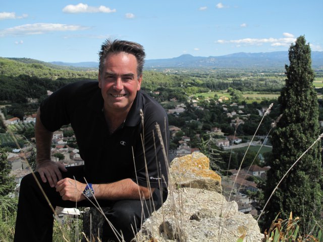 Robert Walton's album, Profile Pictures
