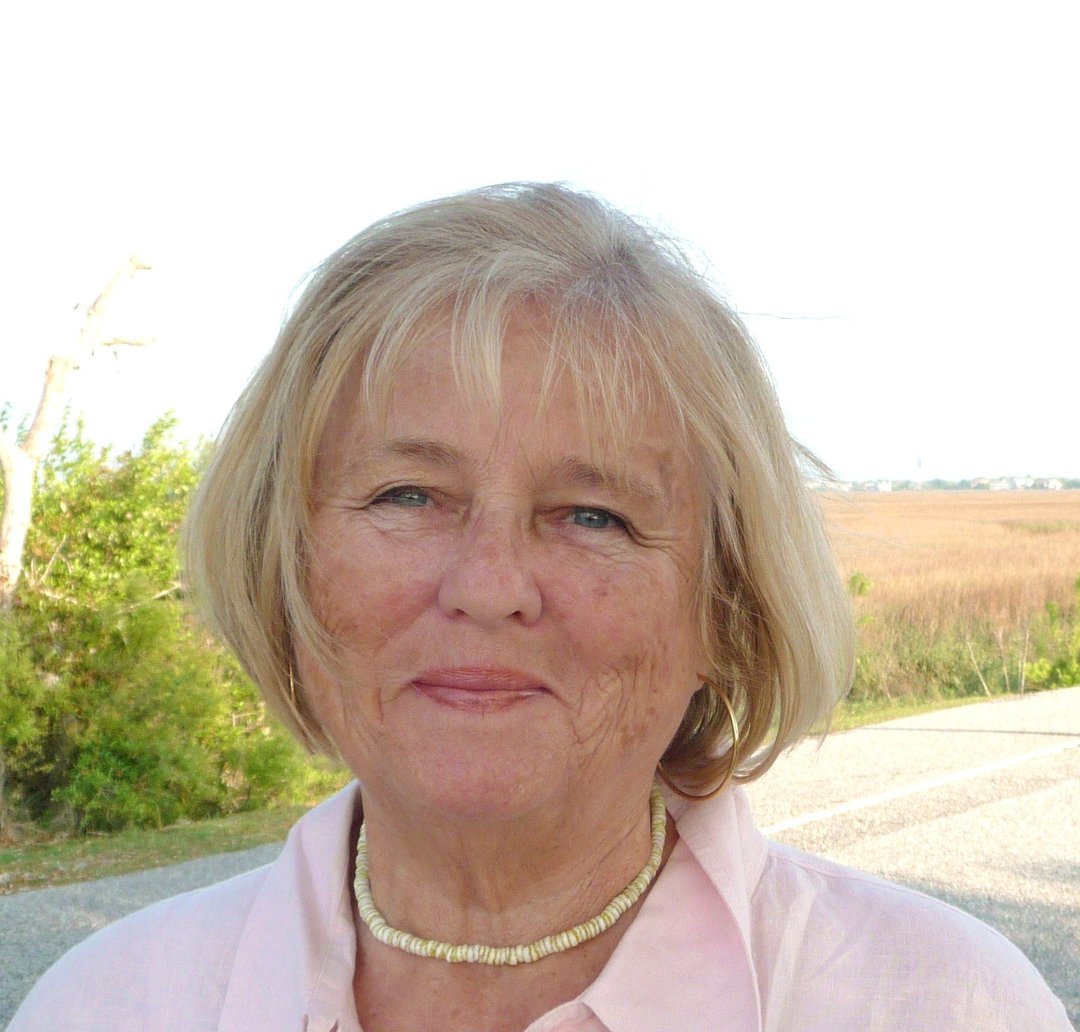 Diane Budnik MacIntyre's album, Profile Pictures