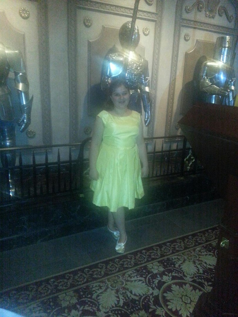 leanne newlsnd's album, Mobile Uploads