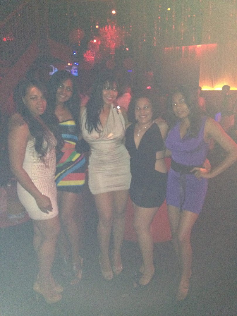 Scarlet Rondon's album, Mobile Uploads