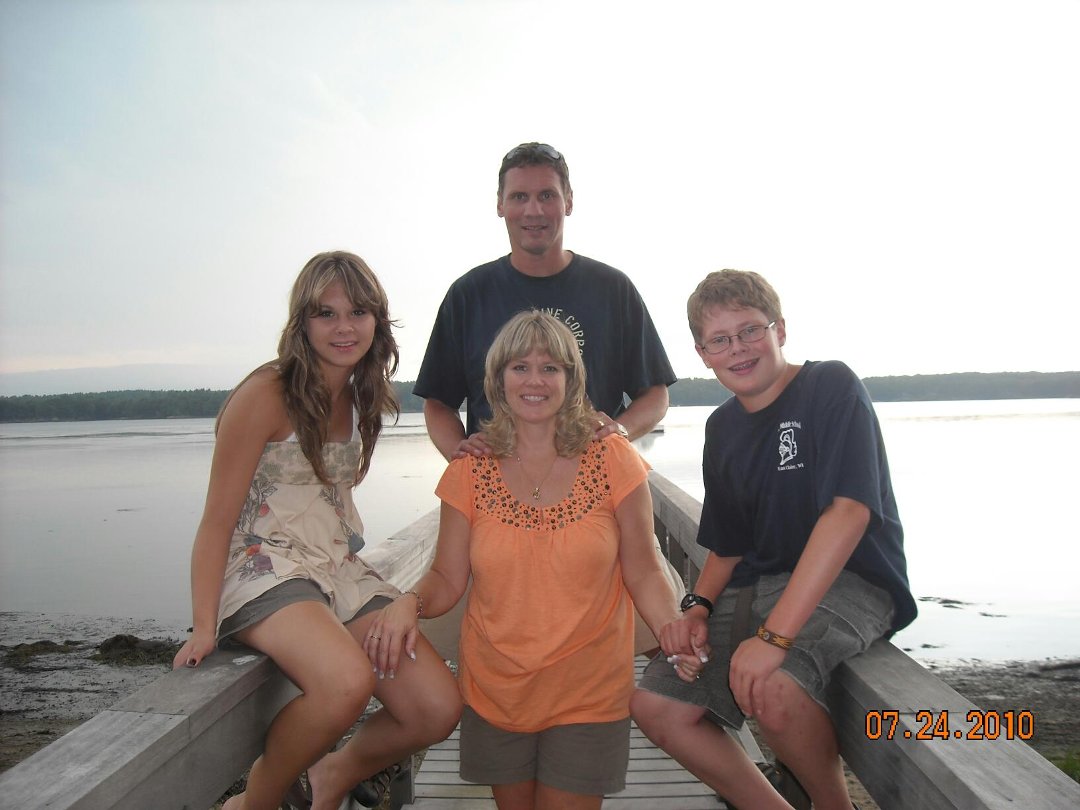 Kenneth Bluse's album, Mobile Uploads