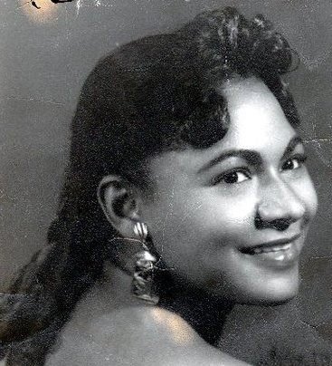 Tamara Claxton's album, Profile Pictures