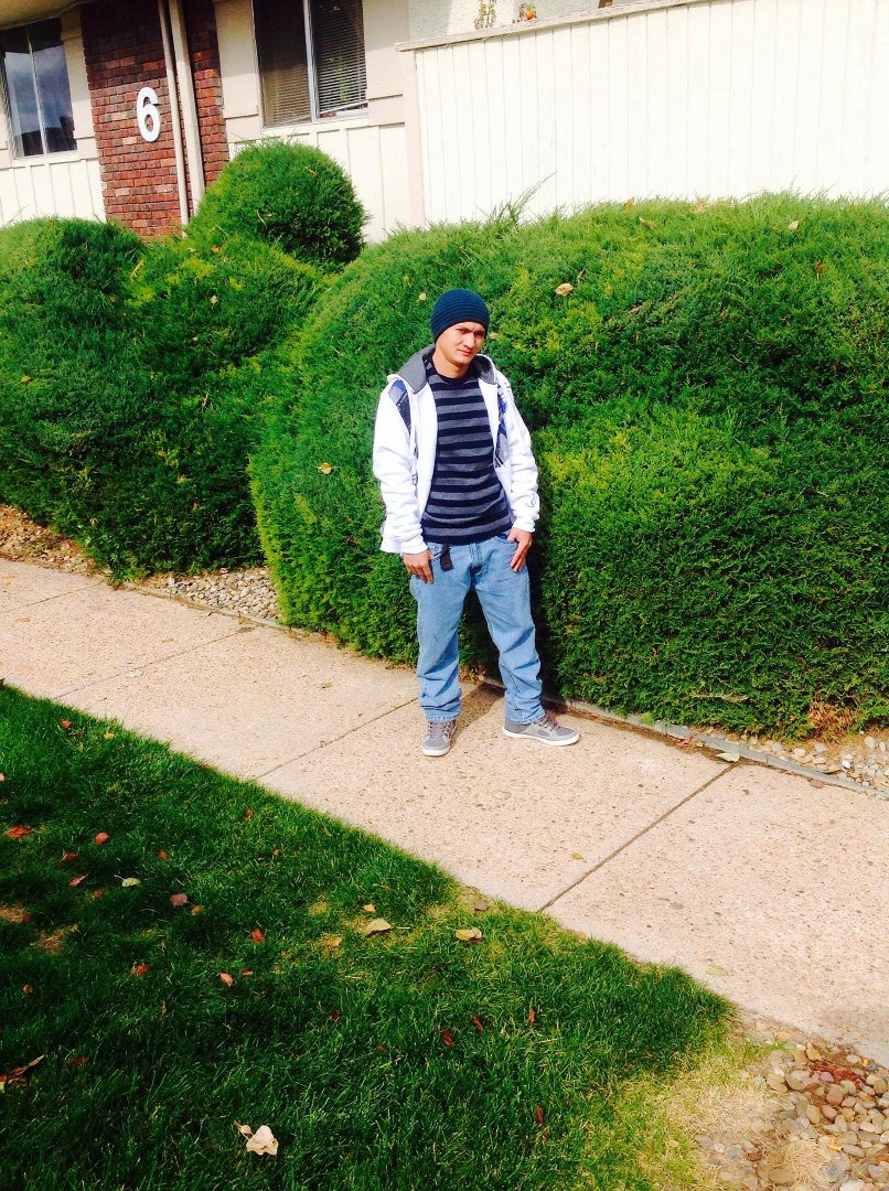 Alfred Hernandez's album, Mobile Uploads