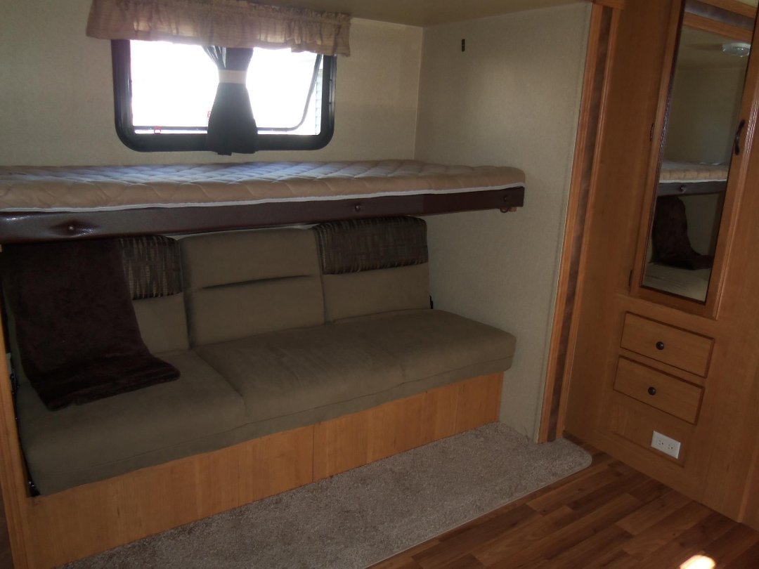 Dorothy Poloff's album, New Camper!