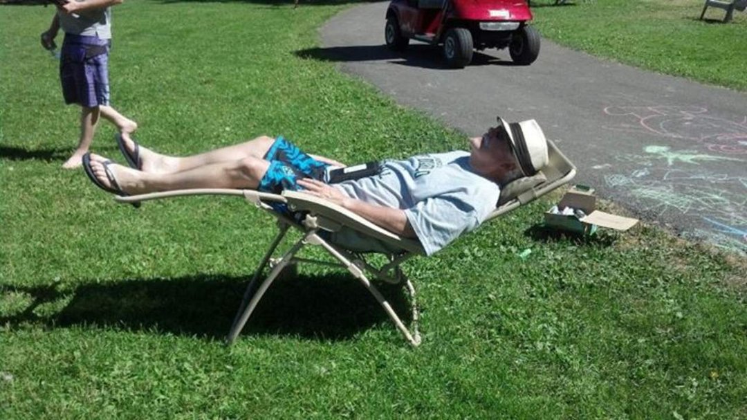 Alan Crews' album, Mobile Uploads