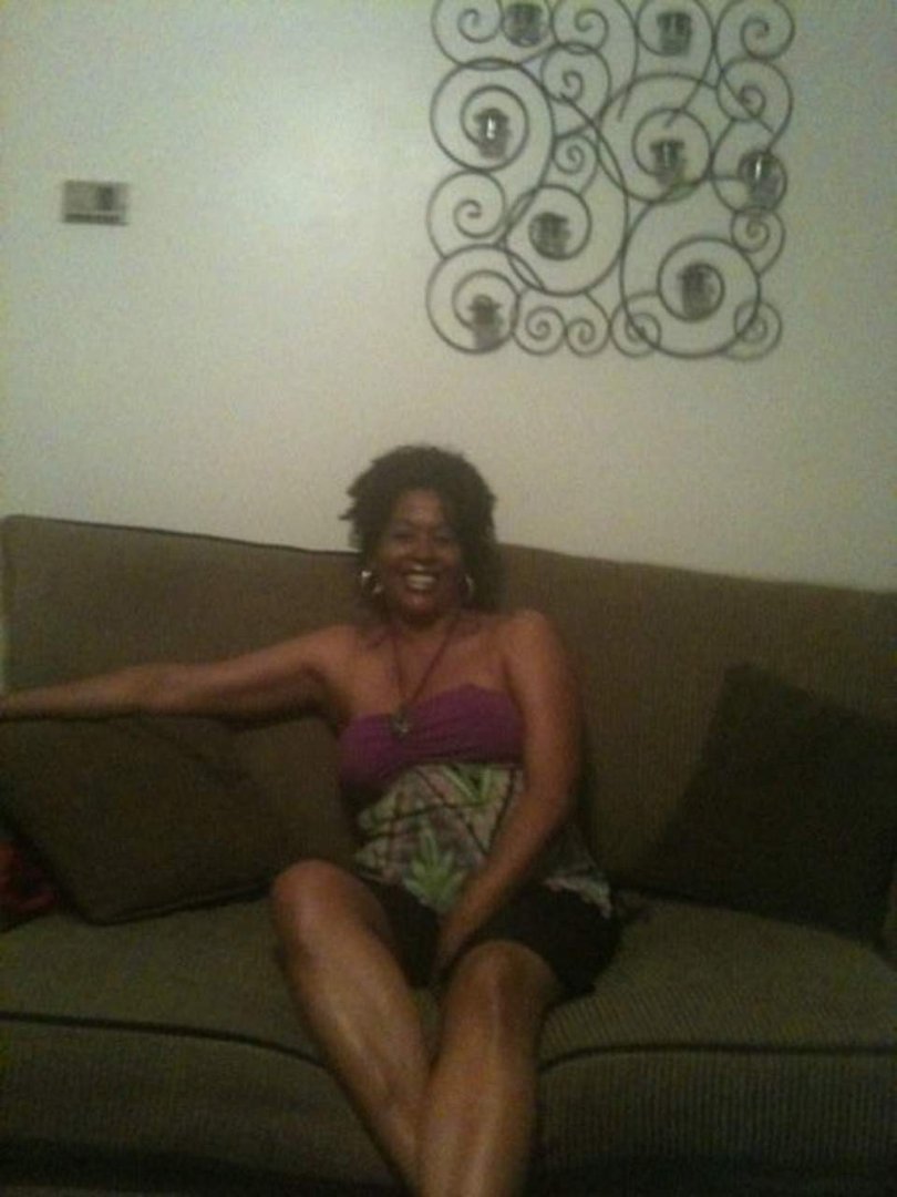 carnetta brisco's album, Profile Pictures