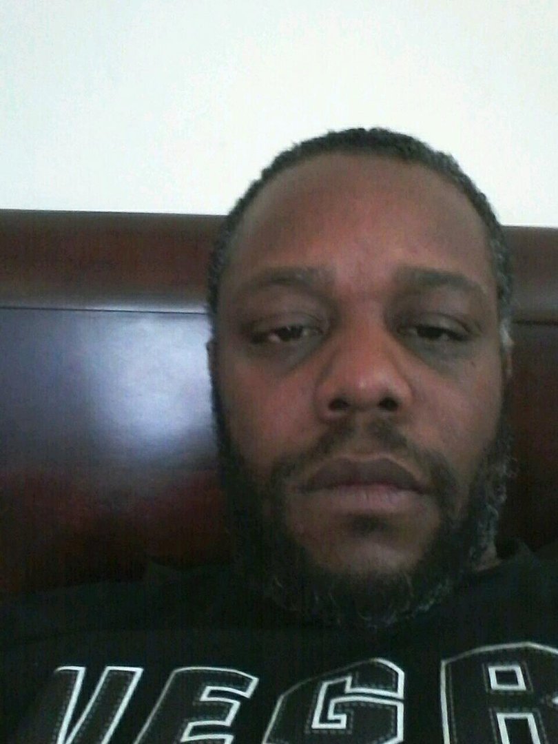 Russell Stringfield's album, Mobile Uploads