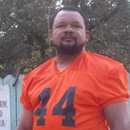 Gerald Moore's album, Profile Pictures