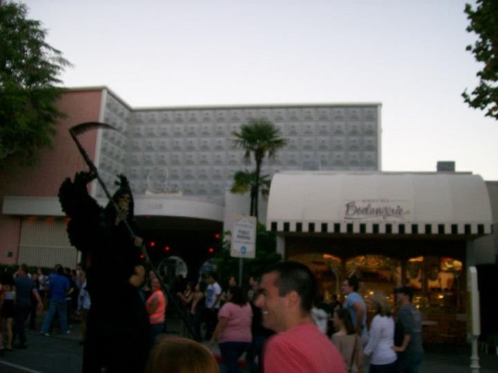 Michael Rotondi's album, Halloween Horror Nights