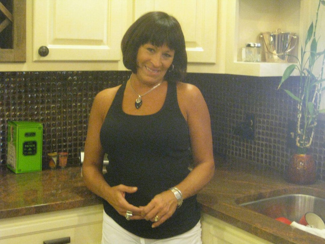 Cindy Calhoun's album, Profile Pictures