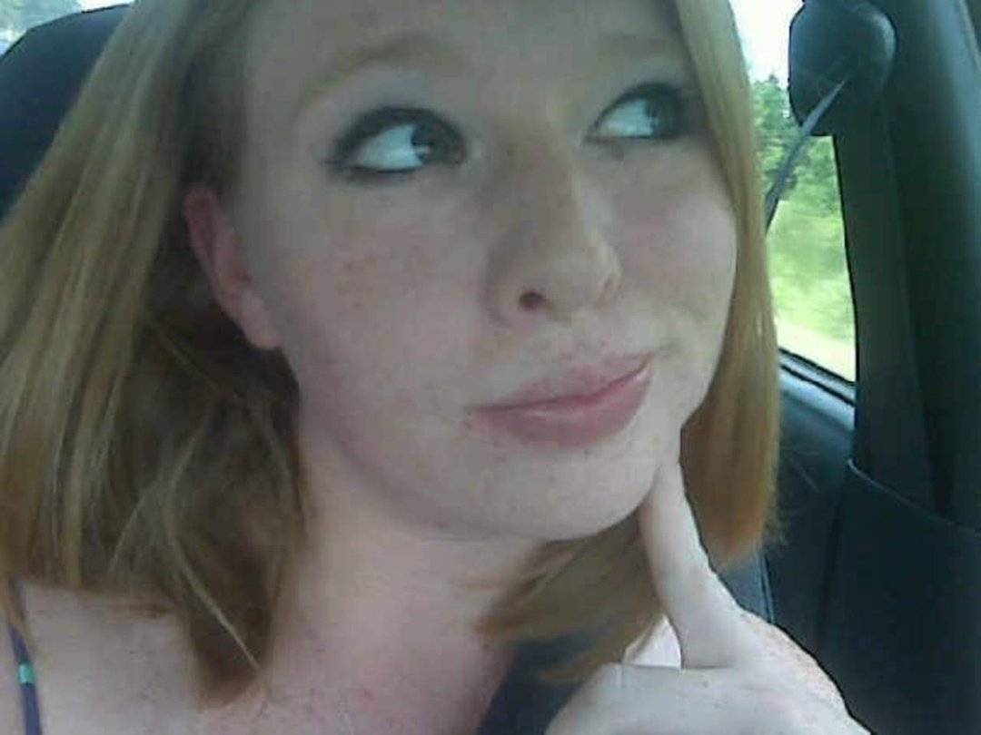 Michele Maxwell's album, Profile Pictures