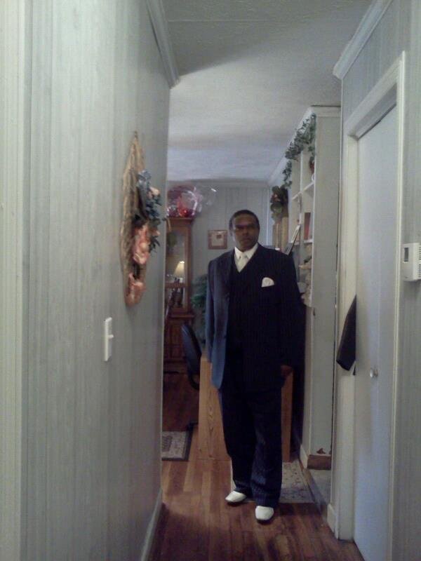 Ronniew Legette's album, Mobile Uploads