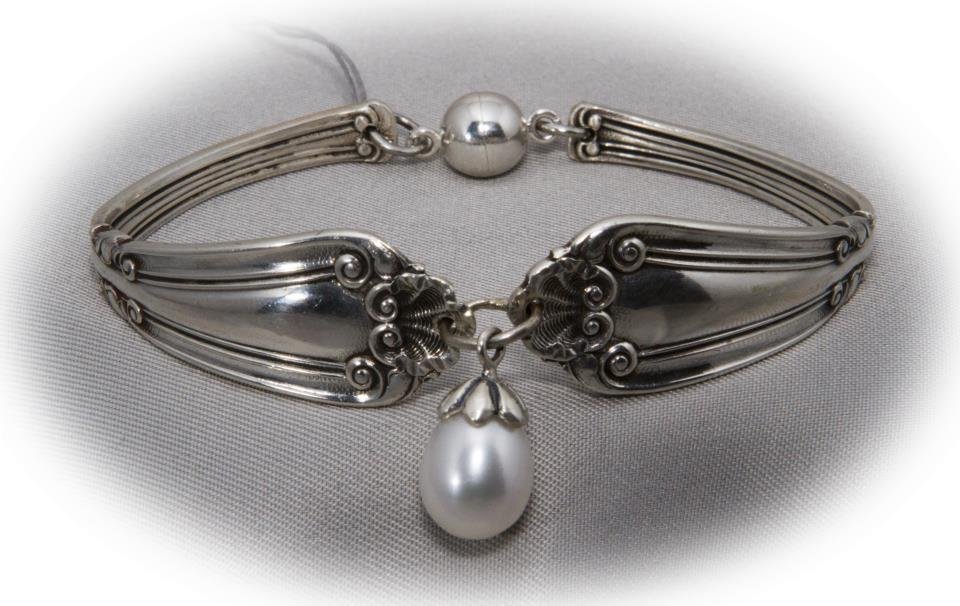 Bernard Schoch's album, Jewelry