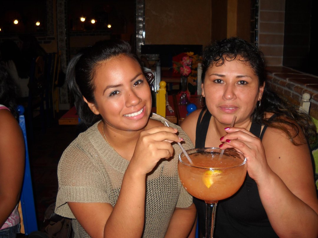Flor Torres' Classmates profile album