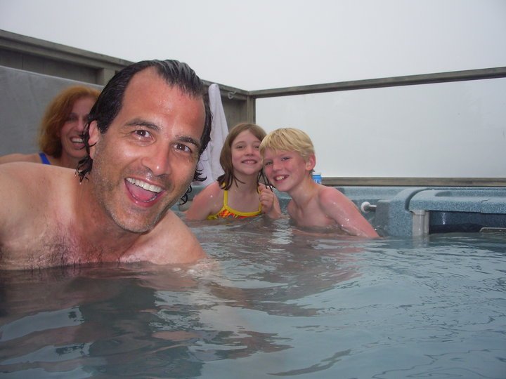 Pete Montero's album, Profile Pictures