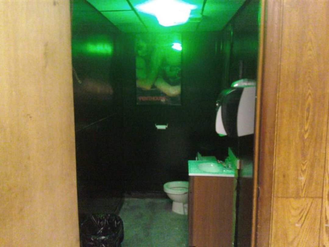 Mark DelVecchio's album, Bar Pics