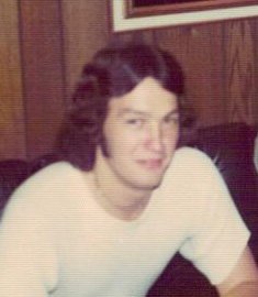 Robert Pierce's album, Profile Pictures