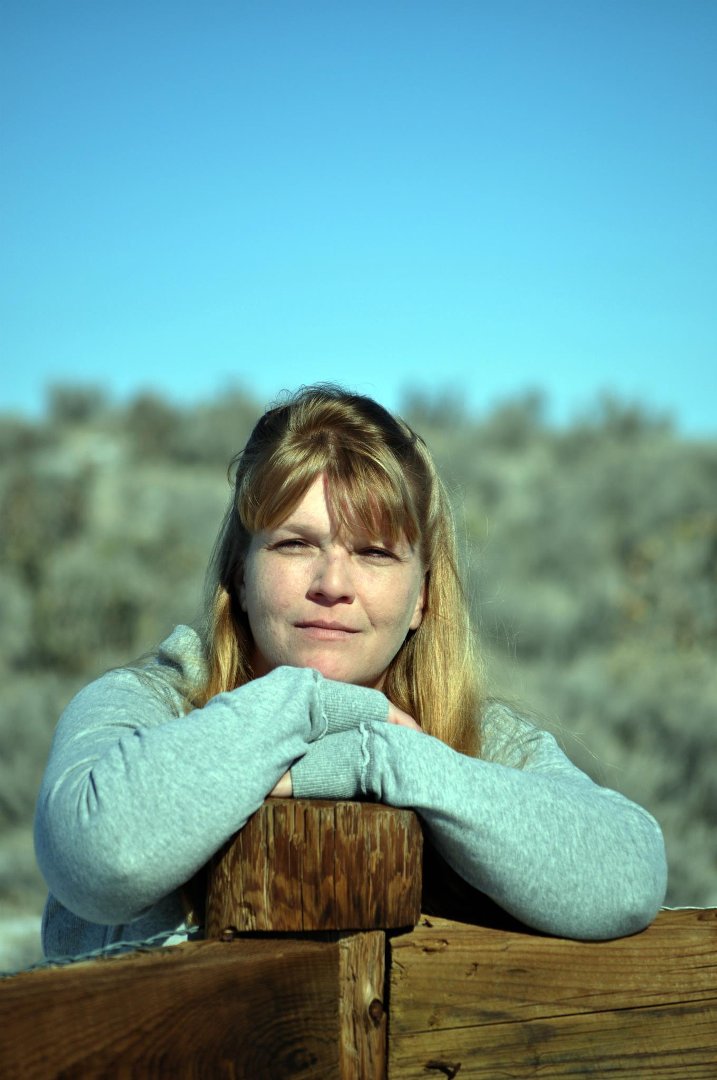 Brandy Dittrick's album, Profile Pictures