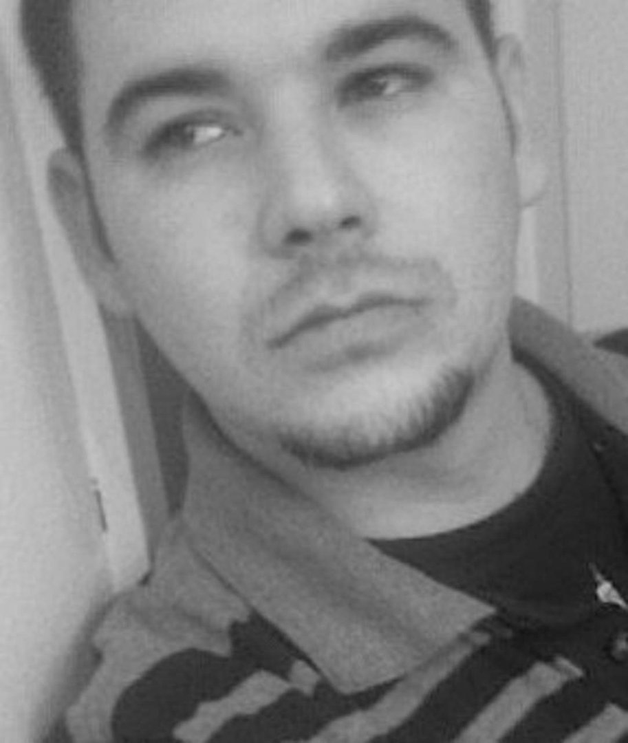 Dan Everett's album, Profile Pictures