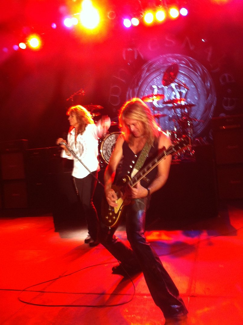 Sandi Skinner's album, Mobile Uploads