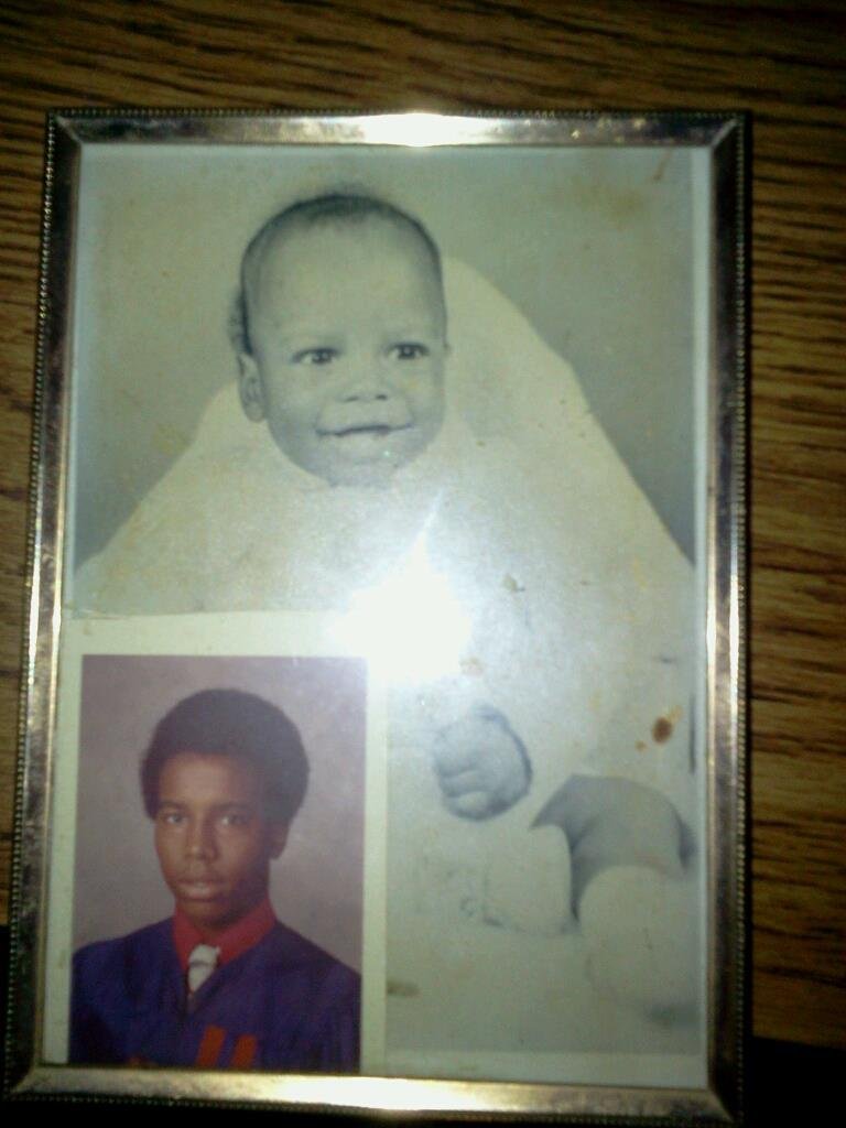 Earl Johnson's album, Mobile Uploads