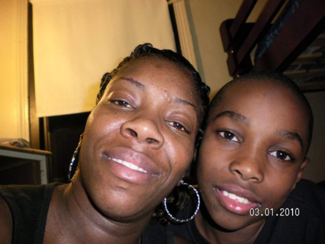 Daisha Barnes' album, La Familia