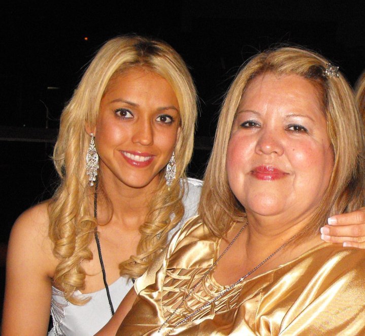 Berna Murillo's album, Xtreme concert in Houston