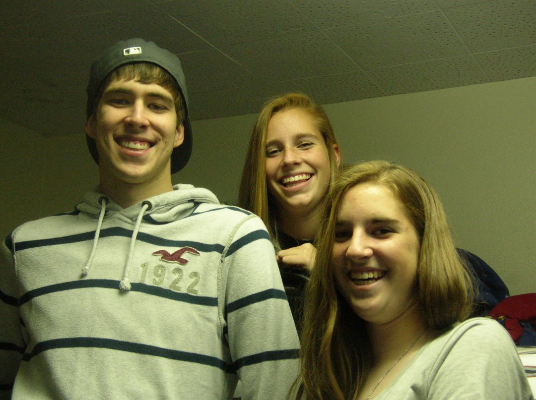 DAVID TOMPOS's album, Profile Pictures