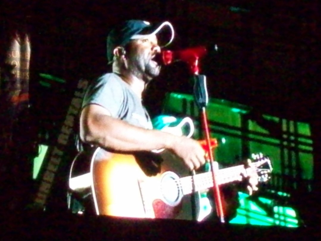 Fay Holmes' album, Darius Rucker May 14,2011