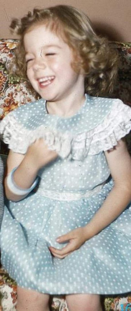 Ayres Gardner's album, Profile Pictures