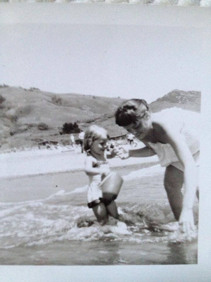 Noni Ritter's album, Mobile Uploads