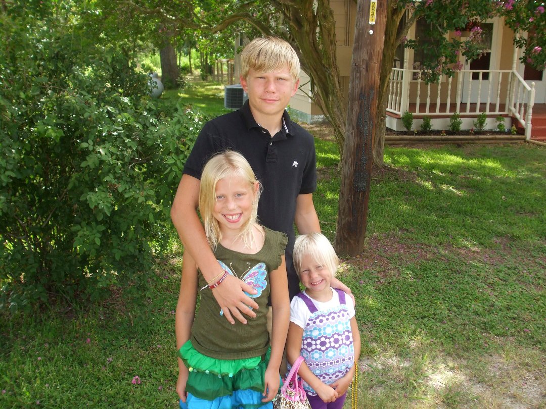 Donna Beddow's album, Profile Pictures