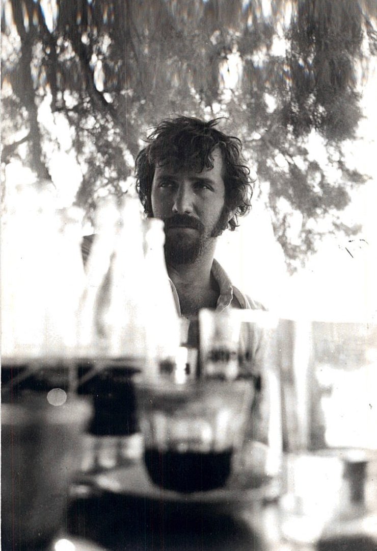 Peter Giftos' album, Profile Pictures