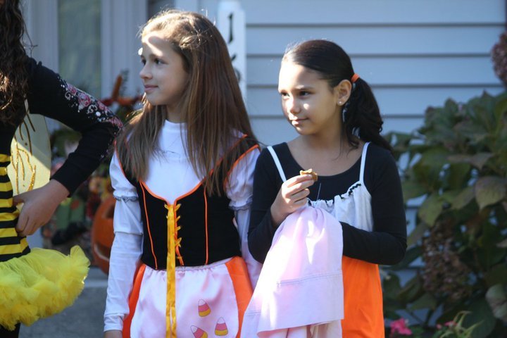 Bernadette Montalvo's album, Halloween 2010