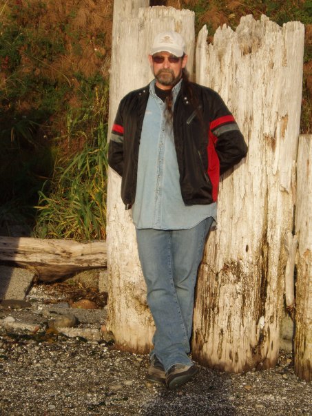 Daniel Sanders' album, Profile Pictures