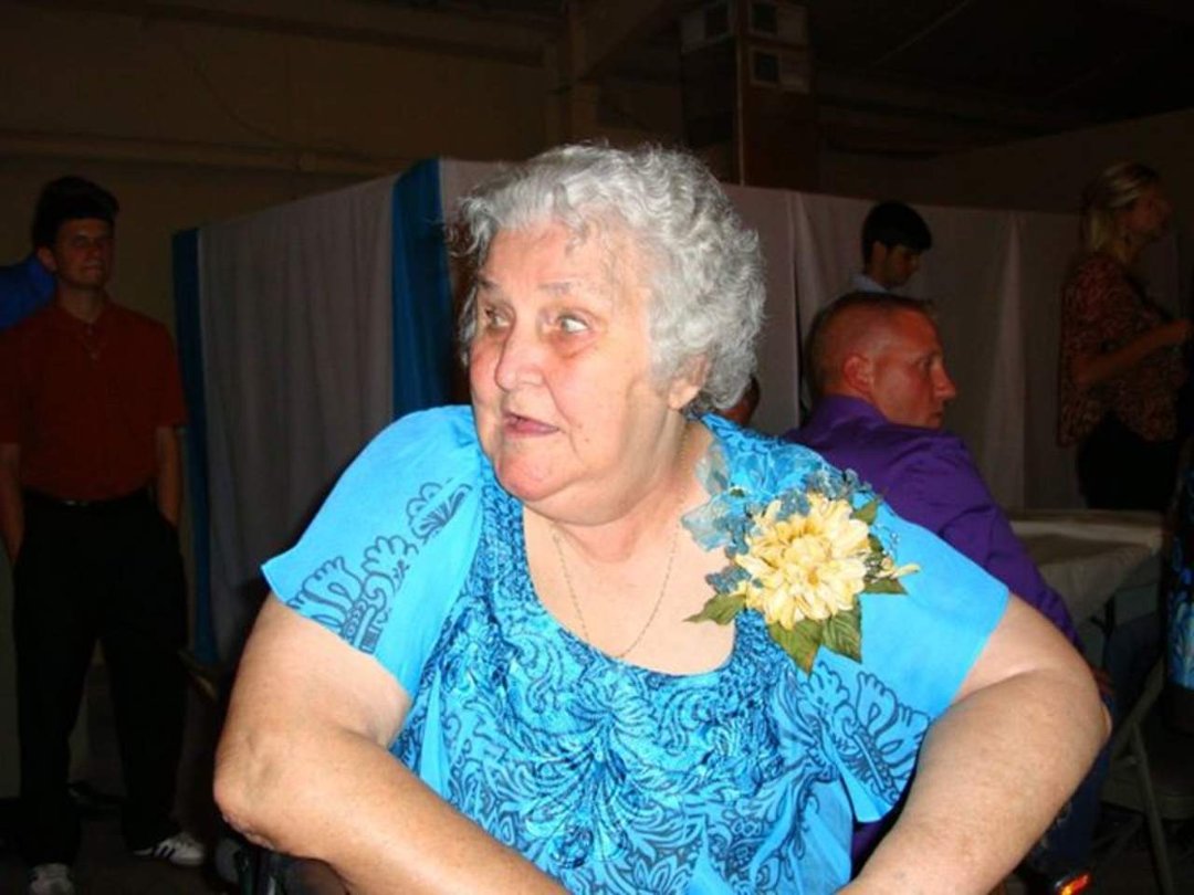 Sherry Estes' album, CARRIE'S WEDDING