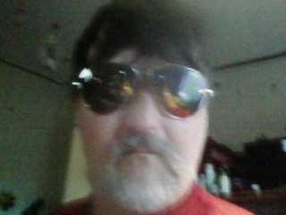 daniel lingo's album, Profile Pictures
