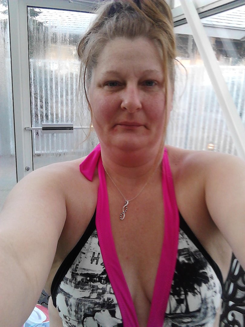 Crystal della Keemon's album, Mobile Uploads
