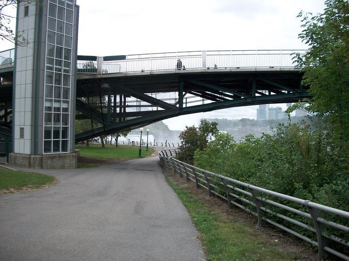 Gary Ratajski's album, Road Trip, Mi. to Niagra Falls