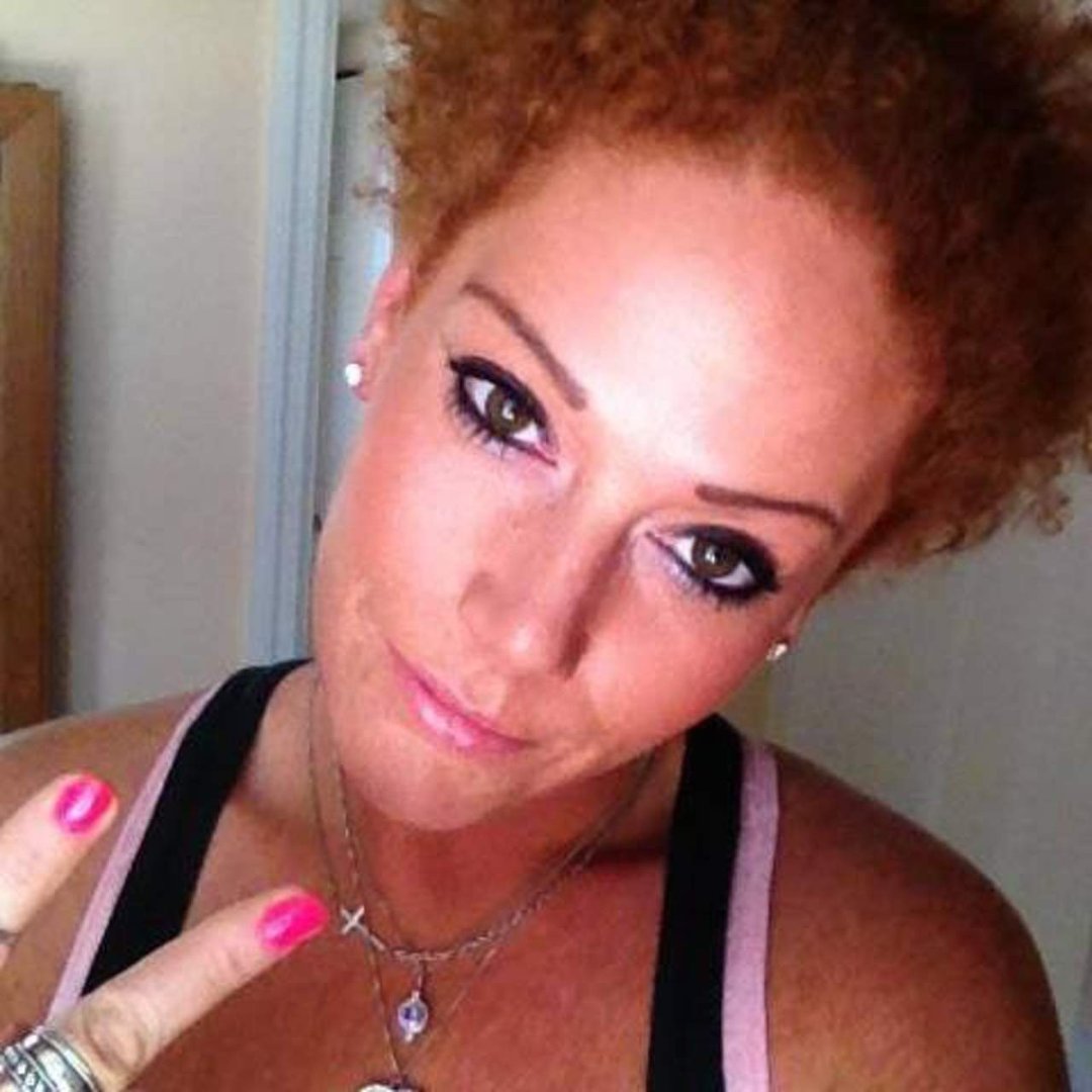 Amber Betts' album, Profile Pictures