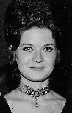 Phyllis Bridges' album, Profile Pictures