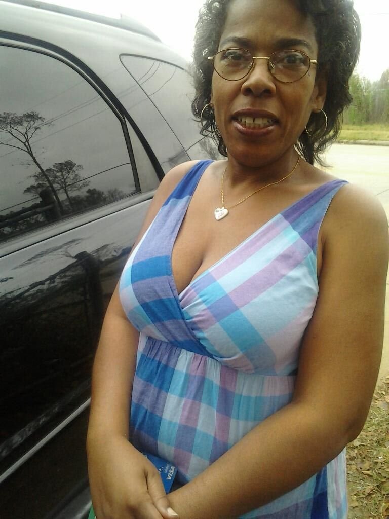 Cynthia Edwards' album, Mobile Uploads