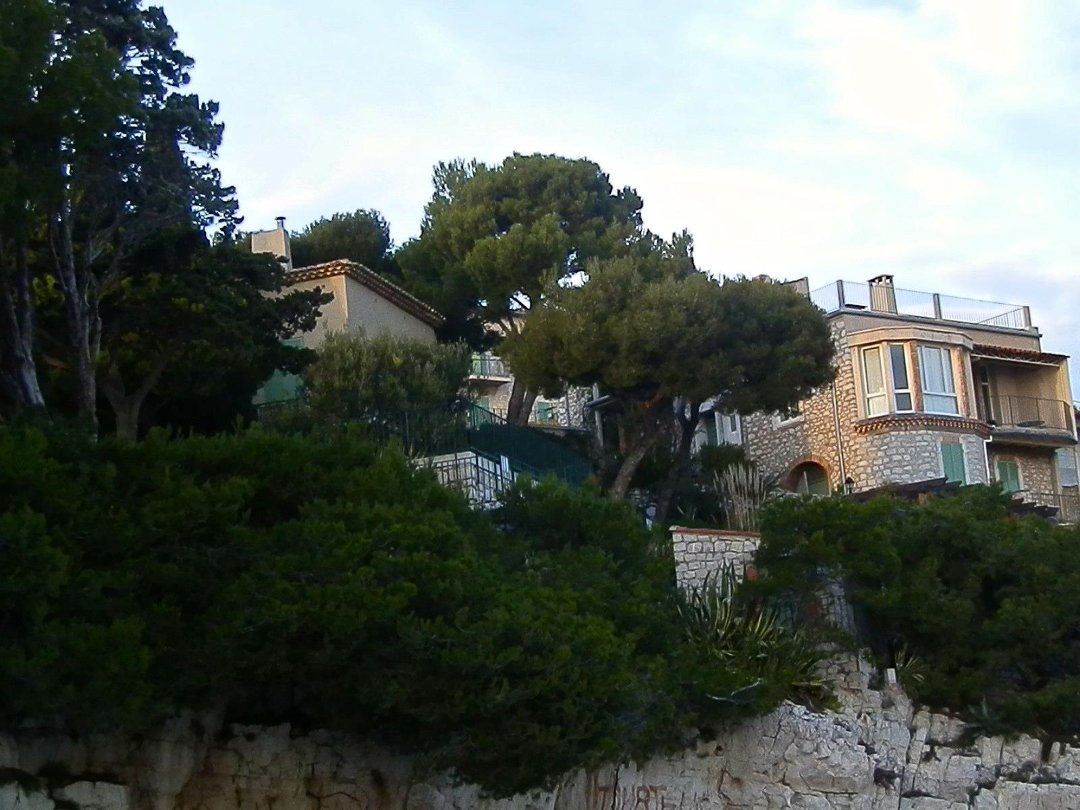 Christopher Yavelow's album, Cassis and the Camargo Foundation