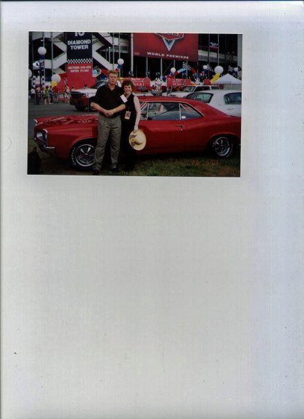 Chuck Strong's album, Profile Pictures