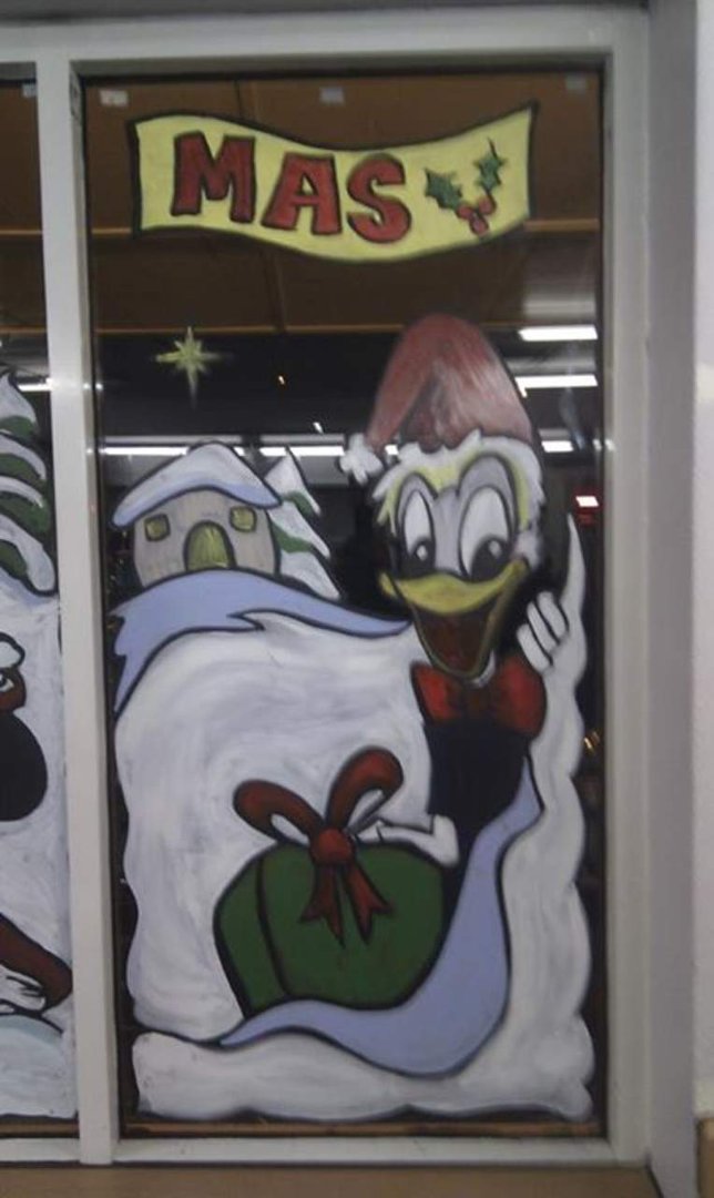 Wade McLennan's album, Tesco window paintings