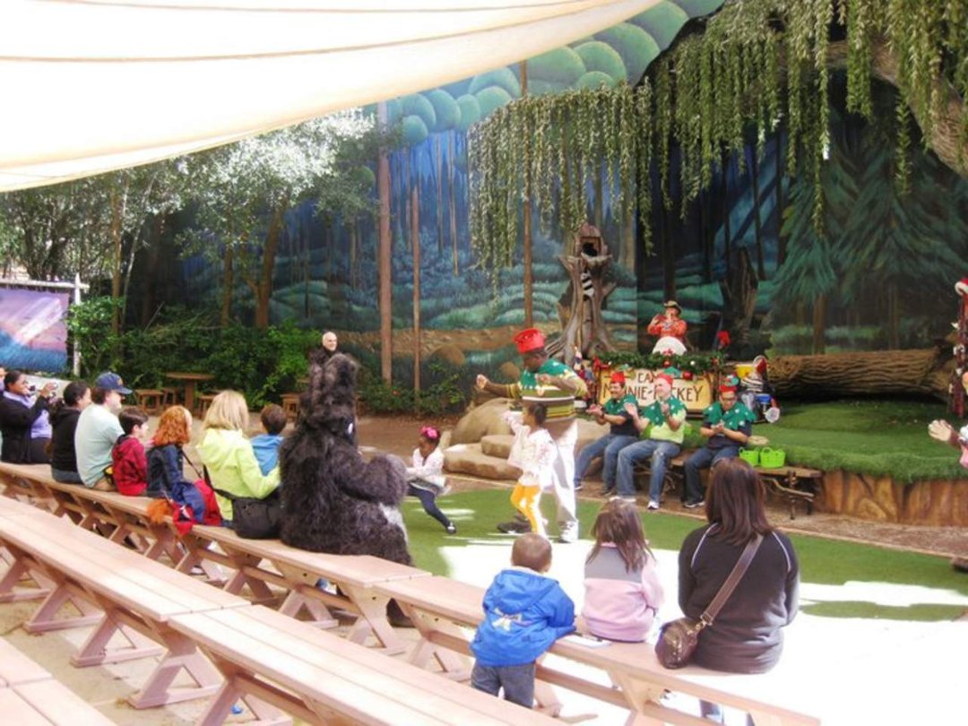Cindi Seelig's album, Christmas at Disney World, 2010