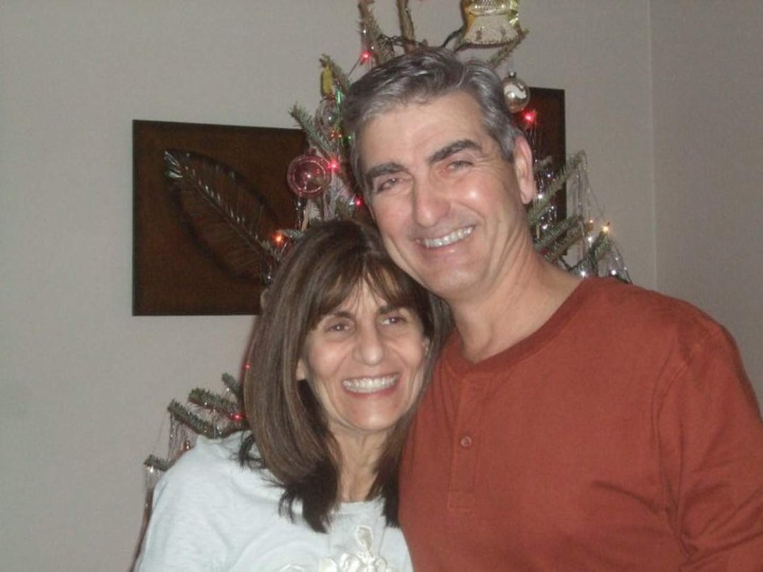 Deb Seder's album, 2010 Christmas at Baba Ts