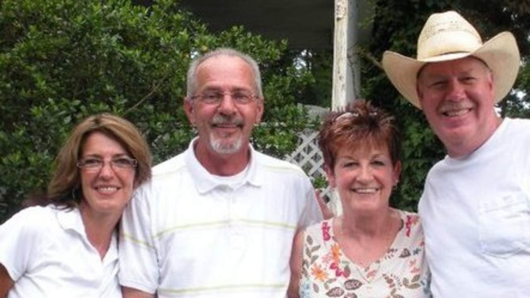 Pat Albertson's album, Profile Pictures