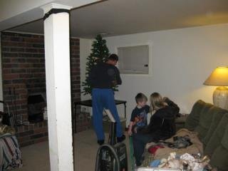 Kenya Mester's album, Putting up the tree